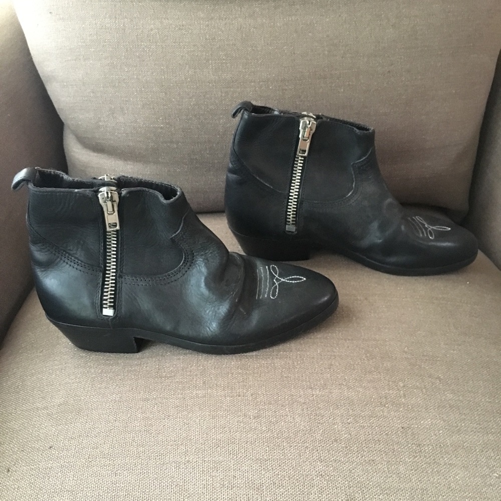 SOLD Golden Goose Viand Black Ankle Boots 37 NWT - Picture 6 of 8